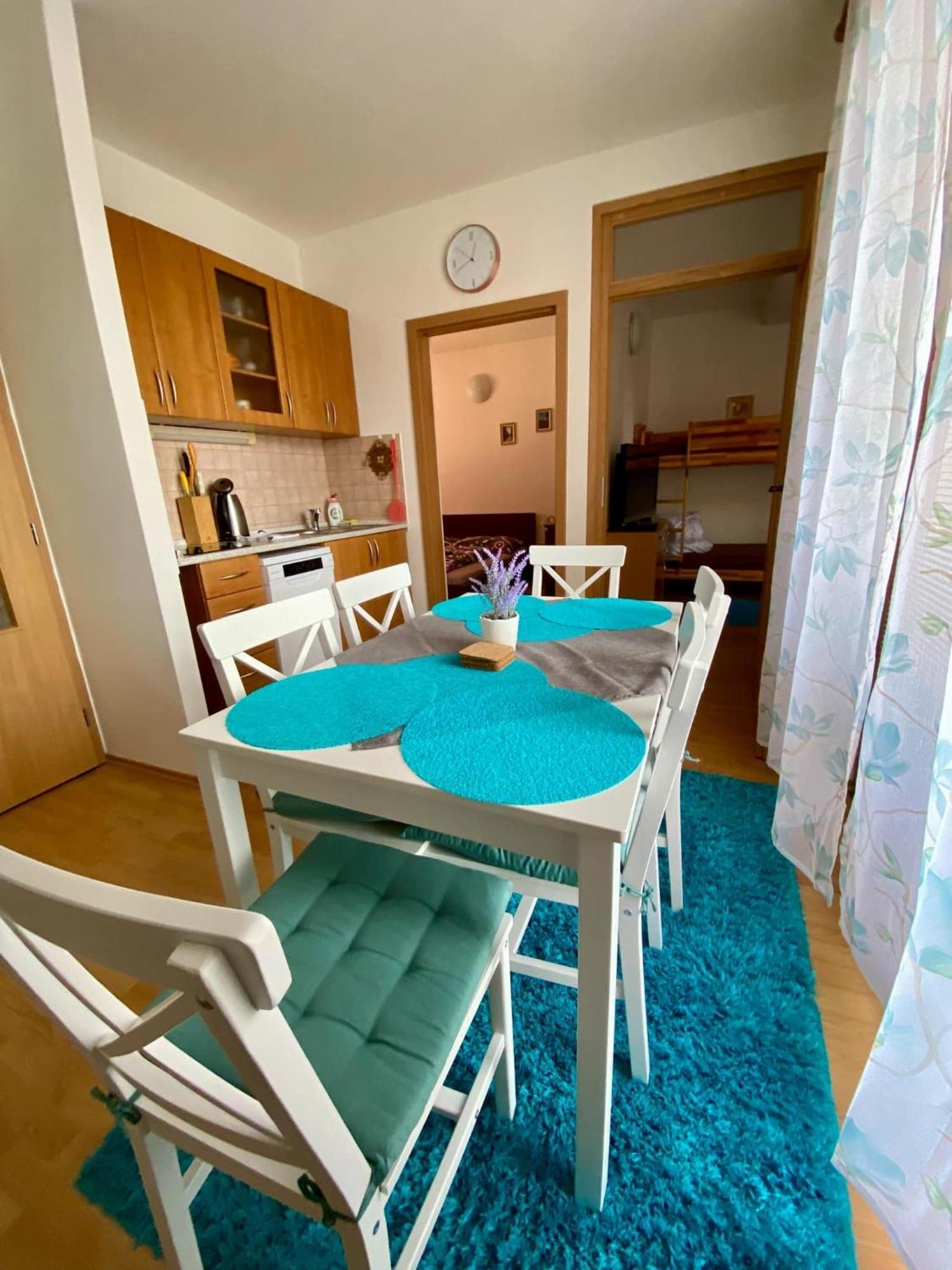 Apartman Diana Ошчадница Екстериор снимка